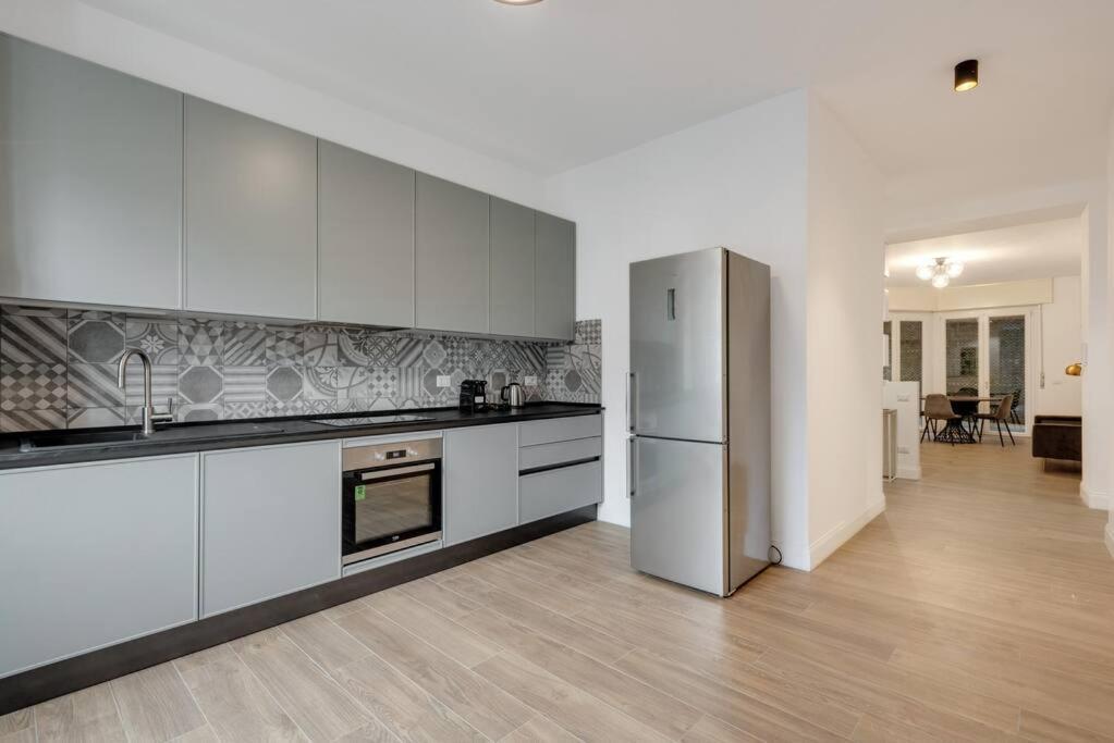 Easylife - Cozy & Comfy Apt In Design District Милан Экстерьер фото