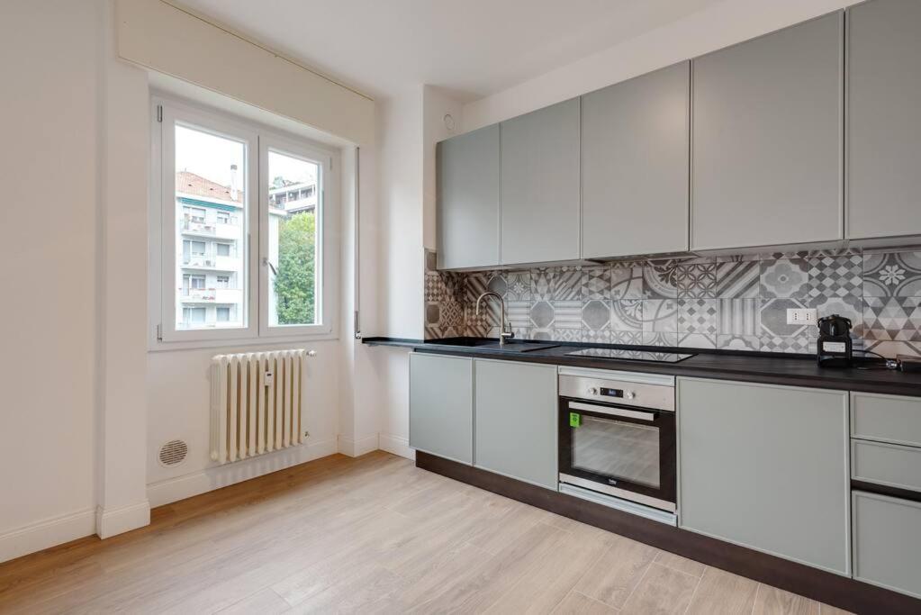 Easylife - Cozy & Comfy Apt In Design District Милан Экстерьер фото